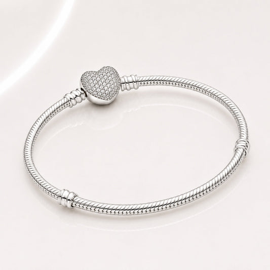 Sparkling Heart & Snake Chain Charm Bracelet