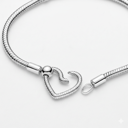 Heart Closure Snake Chain Charm Bracelet